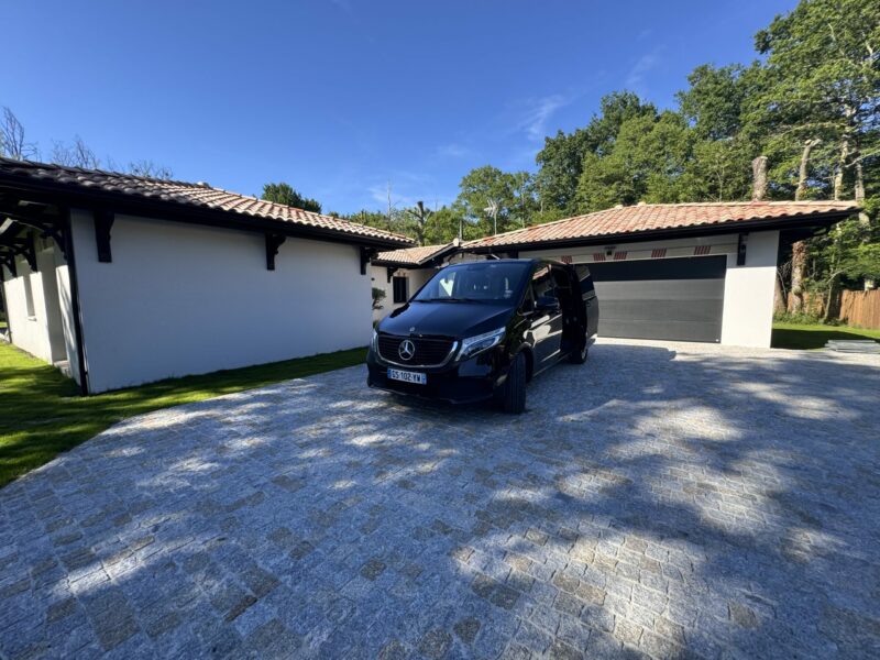Aquitaine Limousine / Bacchus Tours